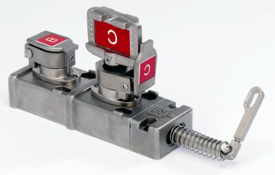 440T-MDALE10AFAR - Access Interlock - Dual Key, Standard Key Code Labeling, Lever Actuator. Primary key trapped, Secondary key free to release lever.