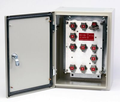 440T-AIPB33 - Exchange Cabinet, Painted Mild Steel, 15 way max