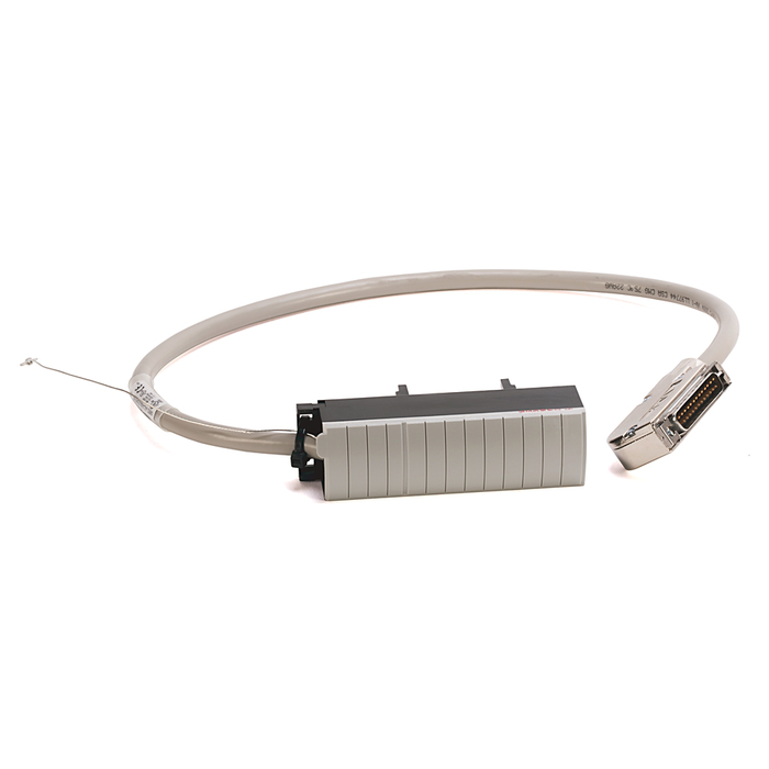 1492-ACABLE005L - Pre-wired Cable for 1746-NIO4I, -NIO4V, -FIO4I & -FIO4V Analog I/O Combo, 5 twisted-pair conductors, #22 AWG, shielded, w1746-RT28 connector & AIFM 15-Pin D-shell connector, length 0.5 meter (1.64 feet)