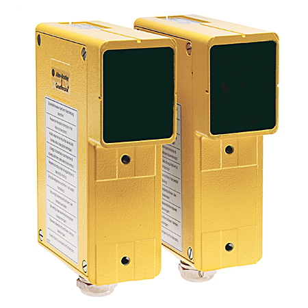 440L-R4F0020-Q - Single Beam, 0.5...20m Range, 24V DC, Terminal Chamber with Cable Gland (PG13.5 Thread)