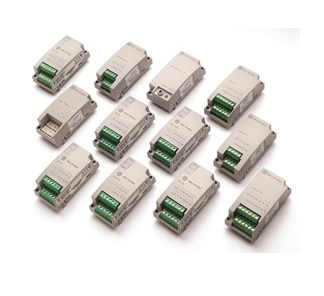 2080-IQ4OV4 - Sistema 2080 Micro800, combinación de 8 puntos, entrada digital de 4 puntos, 12/24 V CC, sumidero/fuente, IEC3, y salida digital de 4 puntos, 12/24 V CC, sumidero