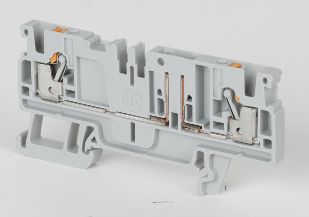 1492-P3P - 1492-P Push-in Terminal Blocks, 2.5 mm² (AWG 28 - AWG 12), 20 A, Accessory Plug-in, Single Level, 1 Point On Each Side Per Circuit (Qty. 50)