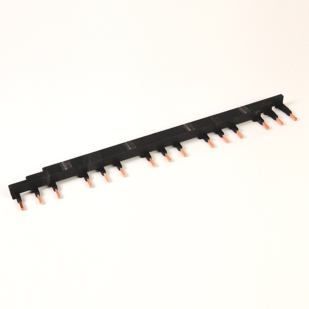 140M-C-W545N - Accesorios para 140M - Bastidores C, RC, D y F, Enlace de comunicación trifásico para 140M-C y D, Espaciado de 54 mm, 5 arrancadores