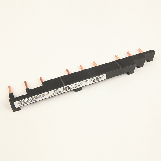 140M-C-W543N - Accesorios para 140M - Bastidores C, RC, D y F, Enlace de comunicación trifásico para 140M-C y D, Espaciado de 54 mm, 3 arrancadores